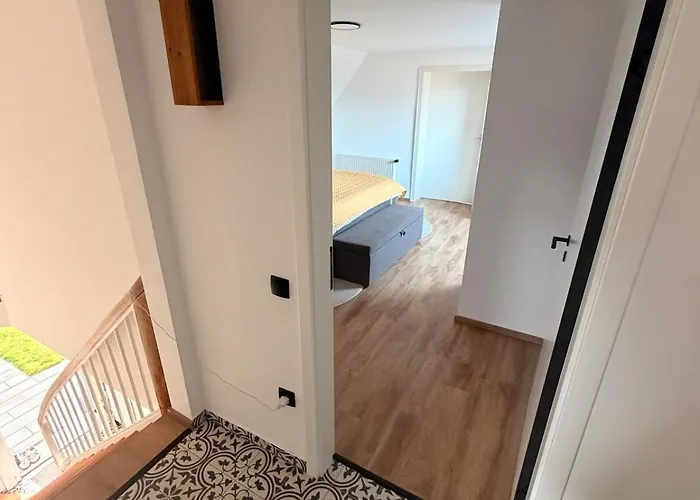 Haus Mit Drei Schlafzimmern Und Garten Lejlighed *