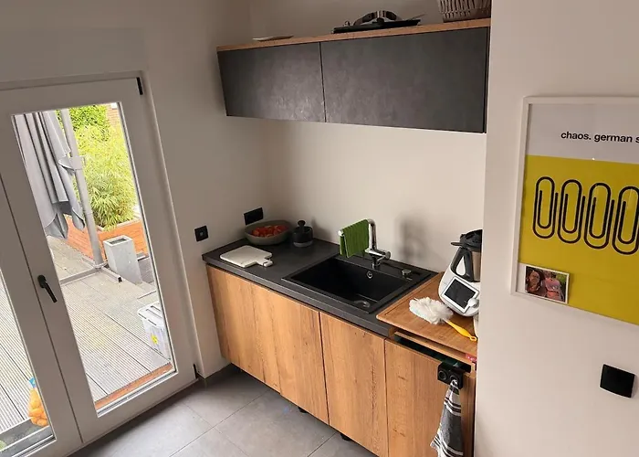 Haus Mit Drei Schlafzimmern Und Garten Lejlighed *